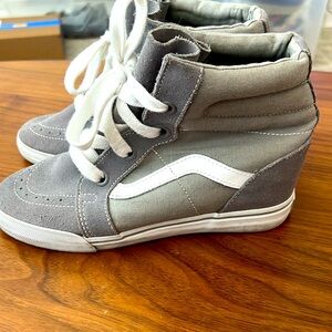 Vans Women’s Gray Wedge Sneakers Size 8.